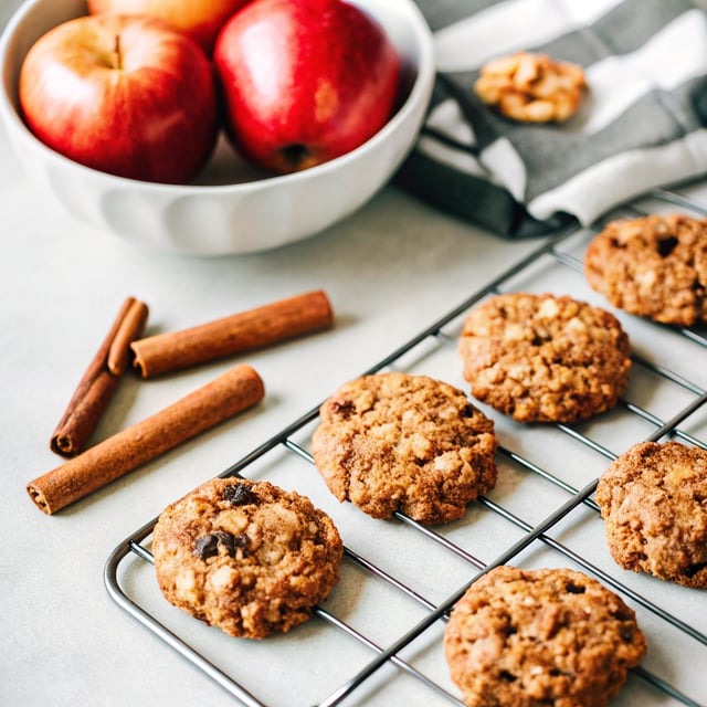 Apple Oatmeal Cookies