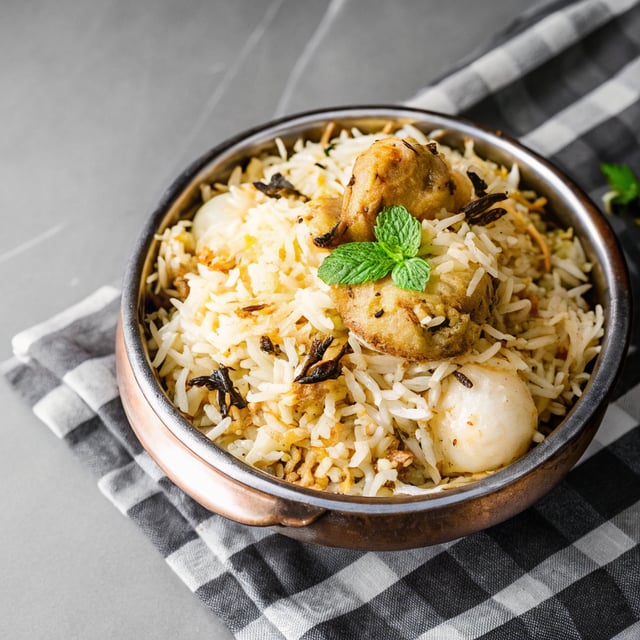 Chicken Donne Biryani Recipe - Bangalore Shivaji Military Style