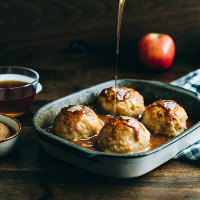 Old-Fashioned Apple Dumplings