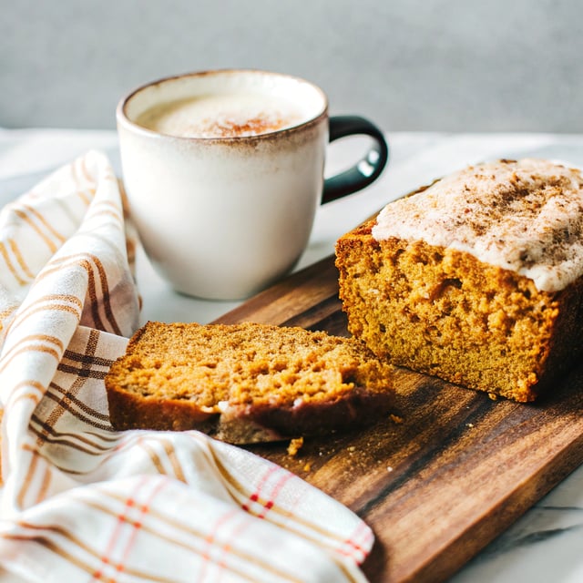 BEST Healthy Pumpkin Bread