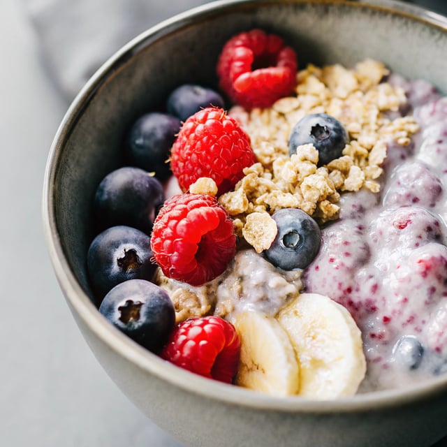 Berry Overnight Oats