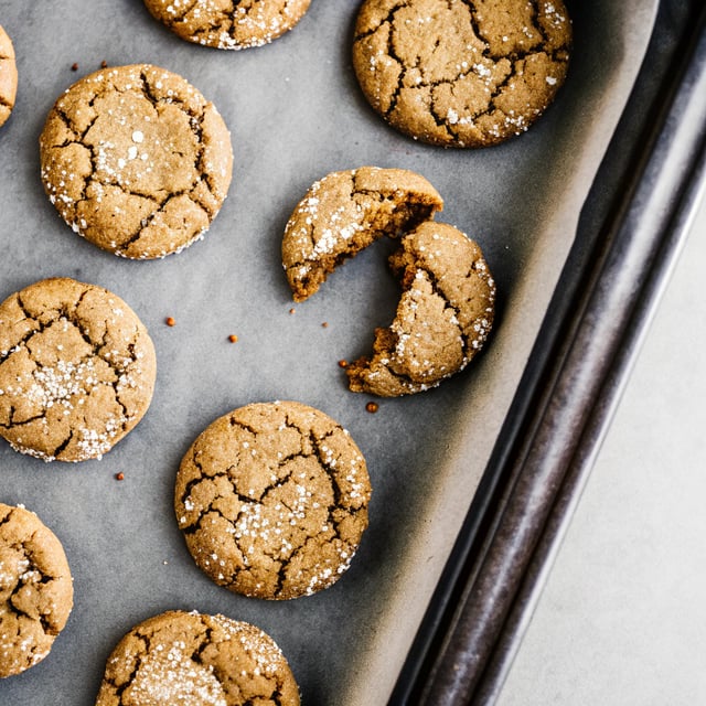 Chewy Ginger Molasses Cookies