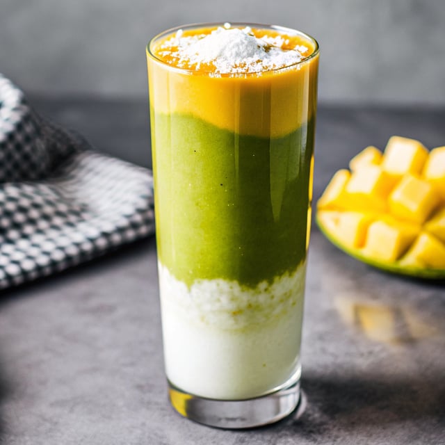 Mango Matcha Smoothie