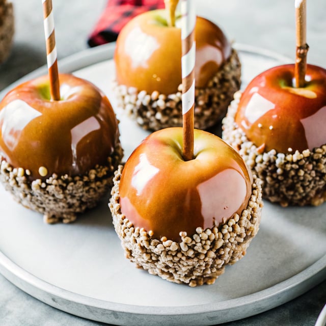 Easy Caramel Apples Recipe