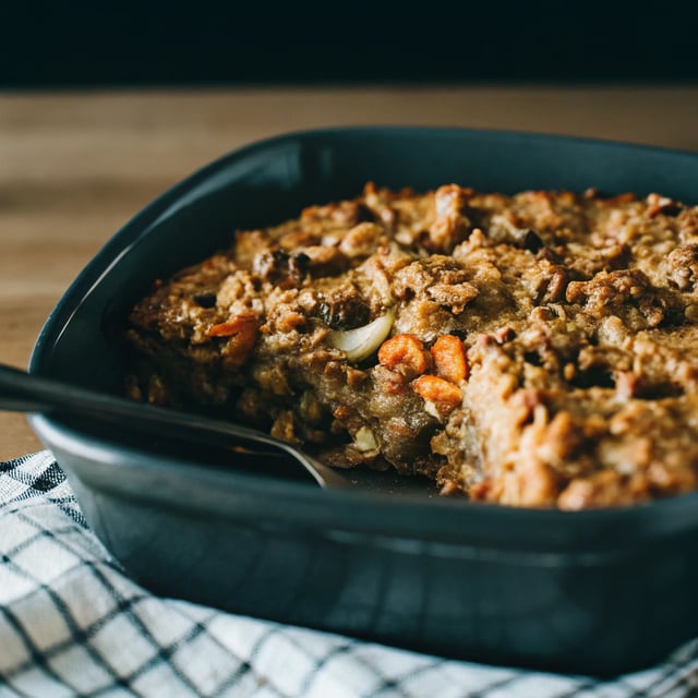 Ellie Krieger’s Morning Glory Baked Oatmeal