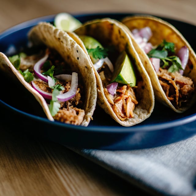 The Best Chicken Tinga Tacos