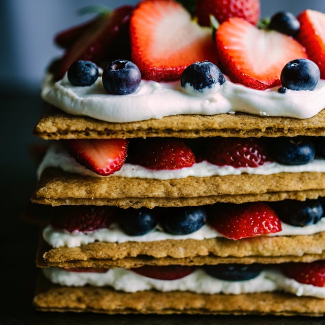 Easy Berry Icebox Cake