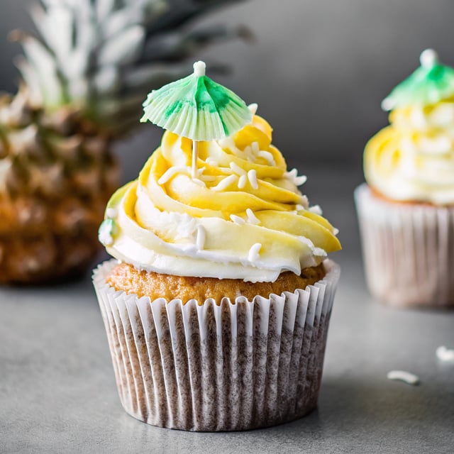 Piña Colada Cupcakes