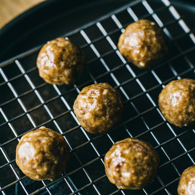 Caramel deLites Energy Bites