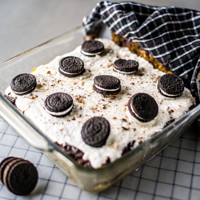 Cookies 'n Cream Sheet Cake